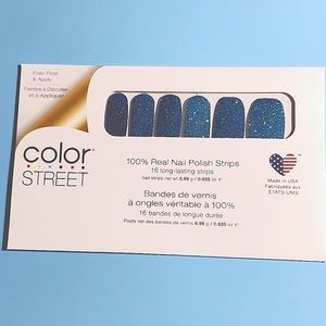 COLOR STREET NAIL POLISH "Dallas Darling" Blue